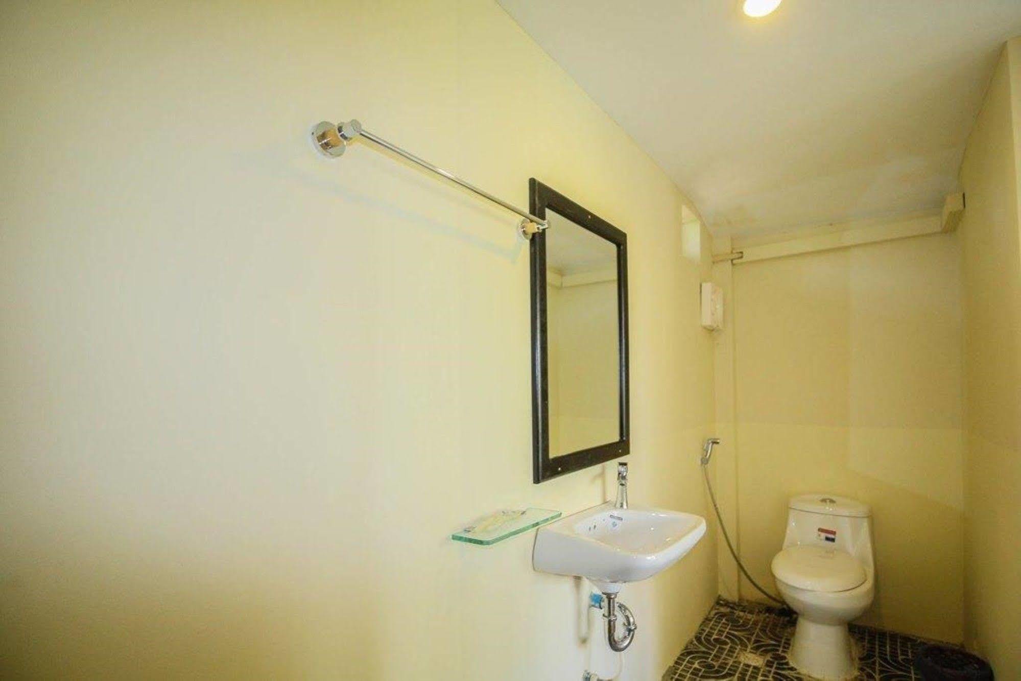 Day Day Inn Siem Reap Buitenkant foto