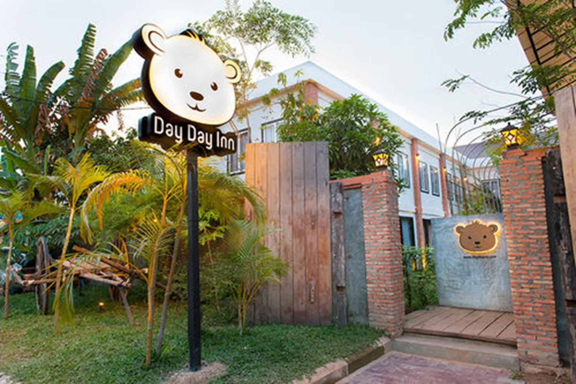 Day Day Inn Siem Reap Buitenkant foto